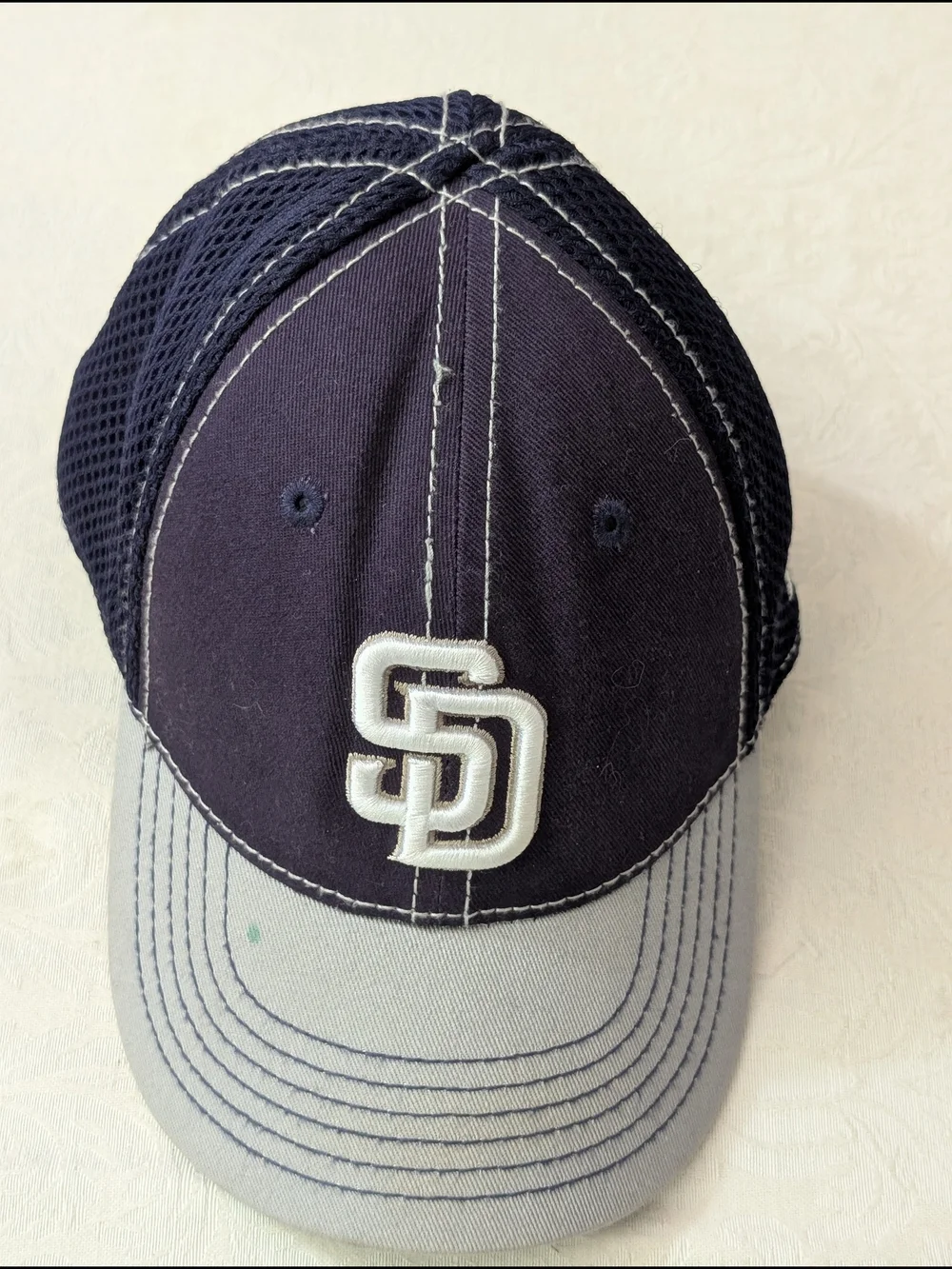 New Era 39THIRTY San Diego Padres Mesh Cap Navy/Gray Stretch Fit Boys